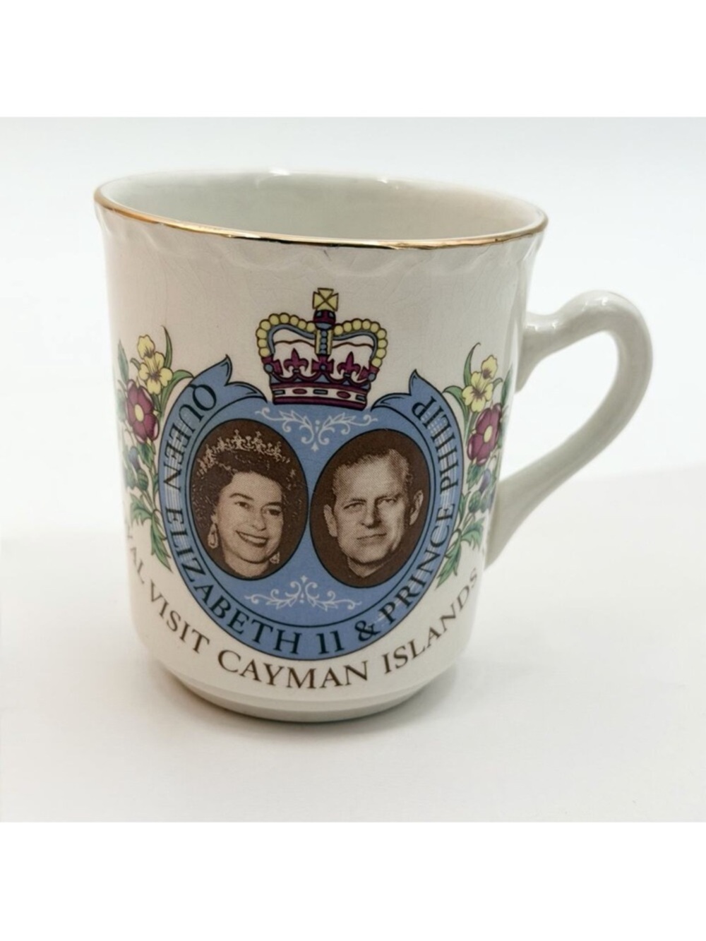 Vintage 1983 QUEEN ELIZABETH II Visit to the Cayman Islands Souvenir Mug - RARE